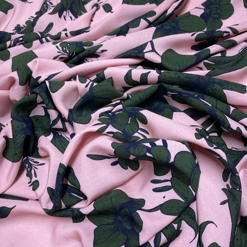 Tecido Viscose Estampada Floral Verde Musgo • Luema Tecidos