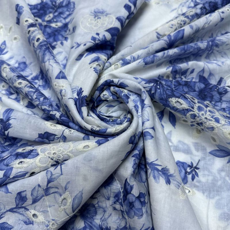 Tecido algodão Bordado Estampado Azul • Luema Tecidos