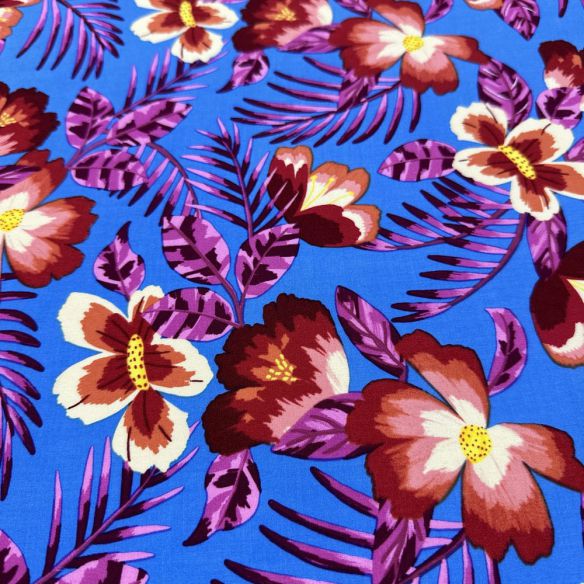 Tecido Viscose Estampada Tropical Azul • Luema Tecidos