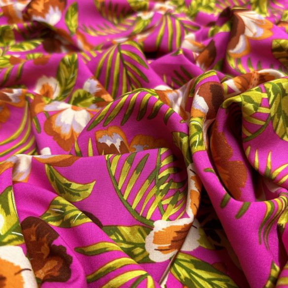 Tecido Viscose Estampada Tropical Rosa • Luema Tecidos Tecido Viscose Estampada Tropical Rosa • Luema Tecidos