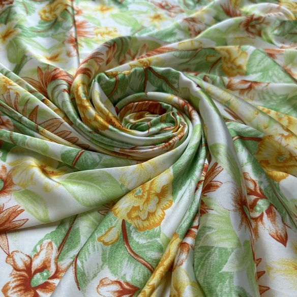 Tecido Cetim Estampado Floral Tropical • Luema Tecidos