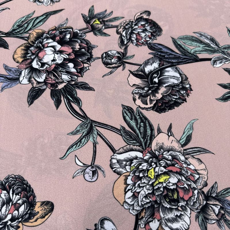 Tecido Crepe de Chine Floral Rosê • Luema Tecidos Tecido Crepe de Chine Floral Rosê • Luema Tecidos