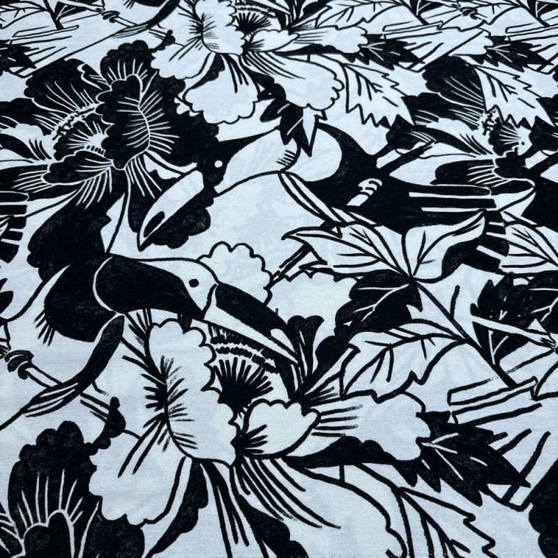 Tecido Linho Misto Floral Preto e Branco • Luema Tecidos