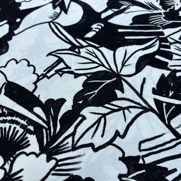 Tecido Linho Misto Floral Preto e Branco • Luema Tecidos