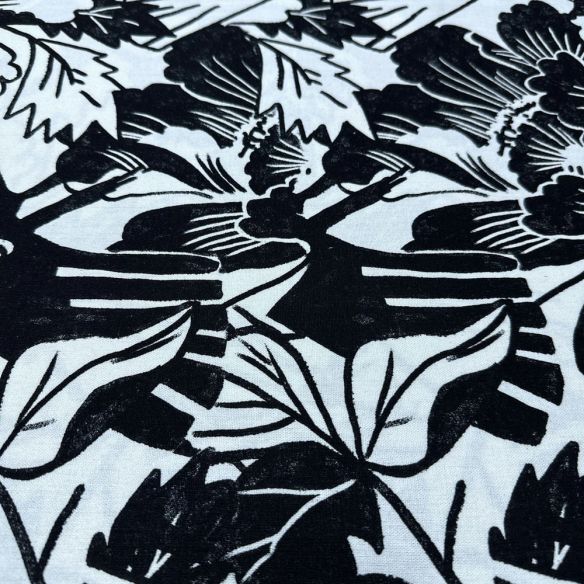 Tecido Linho Misto Floral Preto e Branco • Luema Tecidos