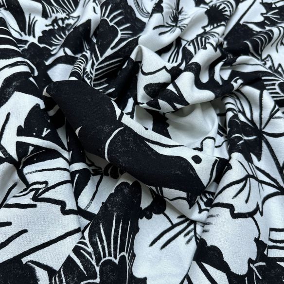 Tecido Linho Misto Floral Preto e Branco • Luema Tecidos