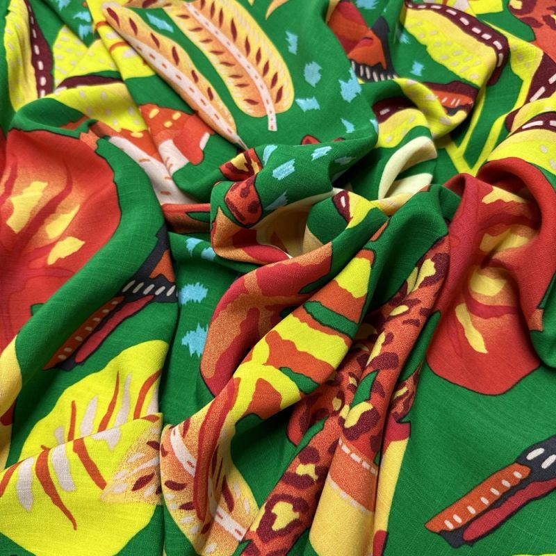 Tecido Viscolinho Estampado Pássaros Bandeira • Luema Tecidos