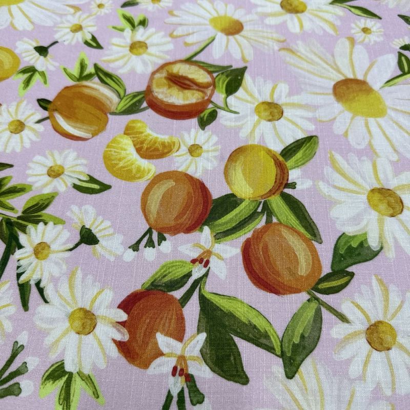 Tecido Viscolinho Estampado Floral Frutas FRM • Luema Tecidos