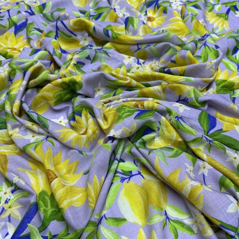 Tecido Viscolinho Estampado Floral Limão FRM • Luema Tecidos