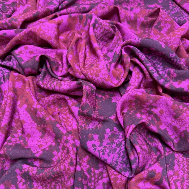 Tecido Viscose Cobra Pink ANML • Luema Tecidos Tecido Viscose Cobra Pink ANML • Luema Tecidos