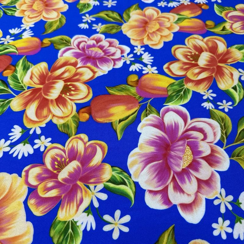 Tecido Viscose Floral Colorido Fundo Azul • Luema Tecidos
