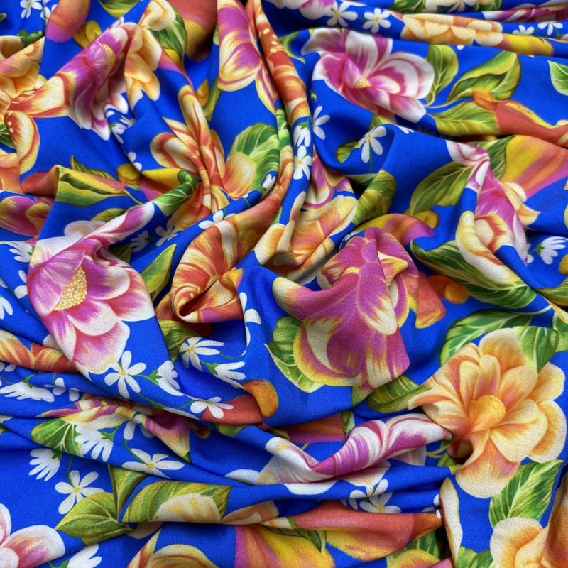 Tecido Viscose Floral Colorido Fundo Azul • Luema Tecidos