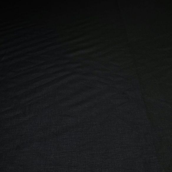 Tecido Linho Puro Preto • Luema Tecidos
