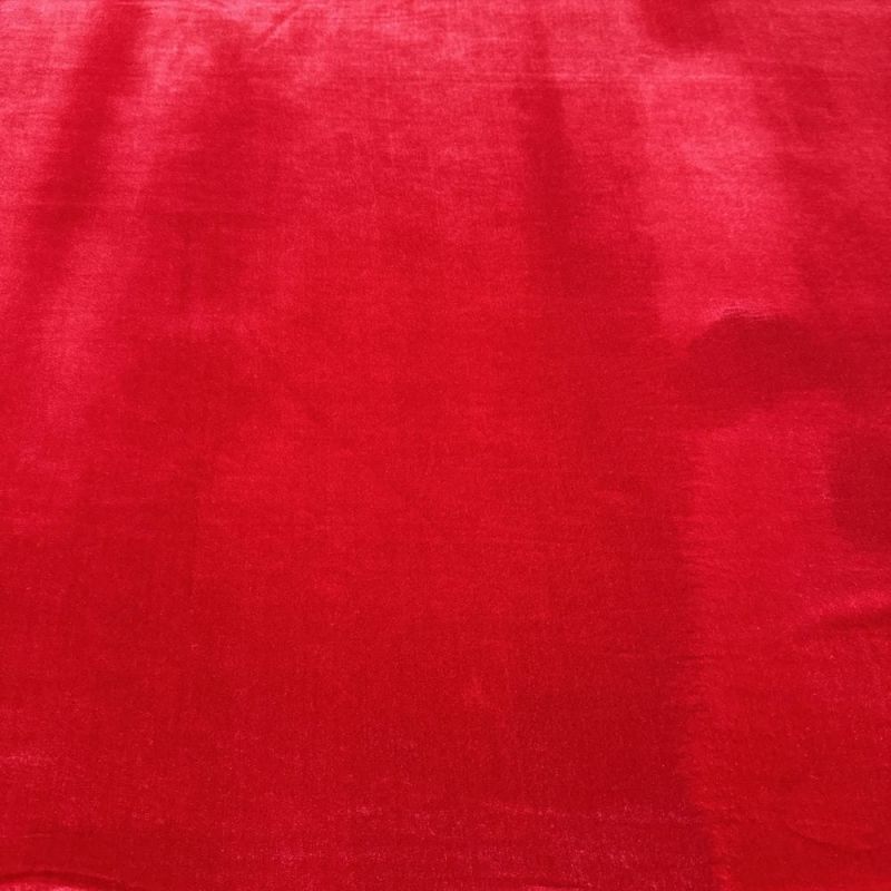 Tecido Veludo Alemão Vermelho Rubi • Luema Tecidos
