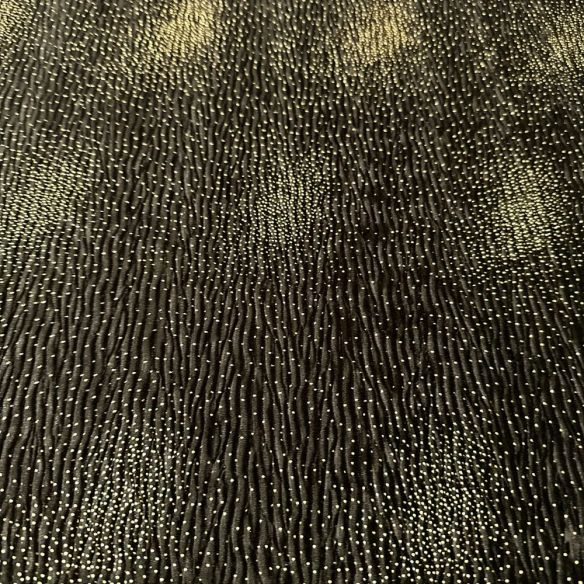 Tecido Veludo Molhado Pingos Dourados • Luema Tecidos Tecido Veludo Molhado Pingos Dourados • Luema Tecidos