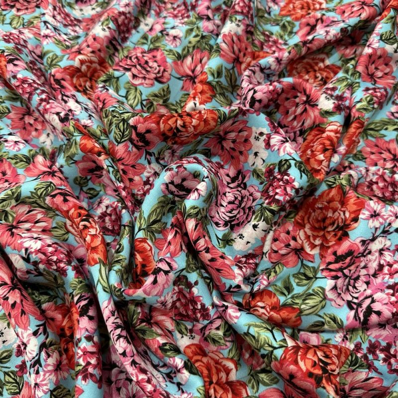 Tecido Viscose Estampada Flores Fundo Azul Claro • Luema Tecidos Tecido Viscose Estampada Flores Fundo Azul Claro • Luema Tecidos