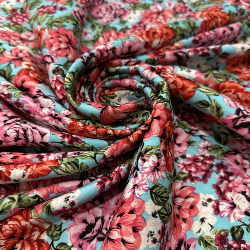 Tecido Viscose Estampada Flores Fundo Azul Claro • Luema Tecidos Tecido Viscose Estampada Flores Fundo Azul Claro • Luema Tecidos