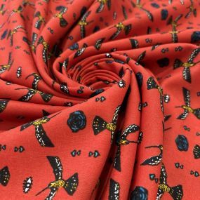 Tecido Viscose Estampada Beija Flor Fundo Vermelho • Luema Tecidos 2