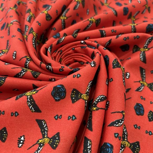 Tecido Viscose Estampada Beija Flor Fundo Vermelho • Luema Tecidos Tecido Viscose Estampada Beija Flor Fundo Vermelho • Luema Tecidos