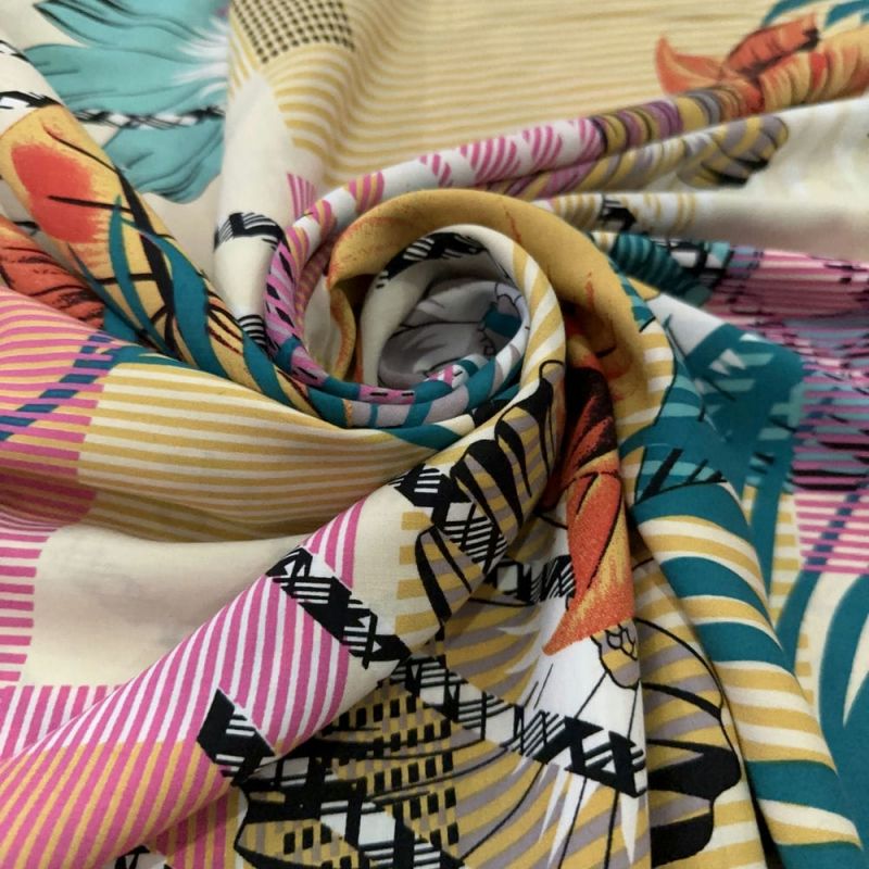 Tecido Viscose Estampada Folhagens e Riscos Coloridos • Luema Tecidos