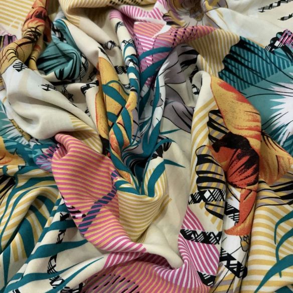 Tecido Viscose Estampada Folhagens e Riscos Coloridos • Luema Tecidos