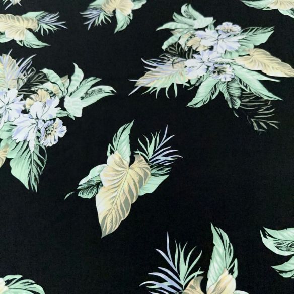 Tecido Viscose Estampada Floral Bege Fundo Preto • Luema Tecidos