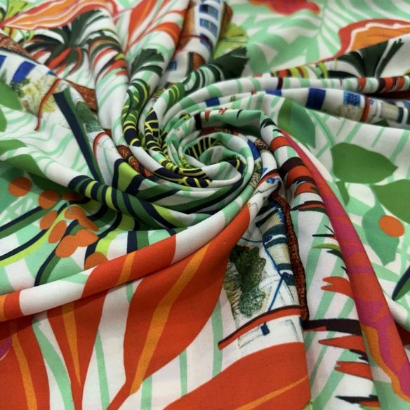 Tecido Viscose Estampada Casarão • Luema Tecidos