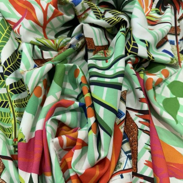 Tecido Viscose Estampada Casarão • Luema Tecidos