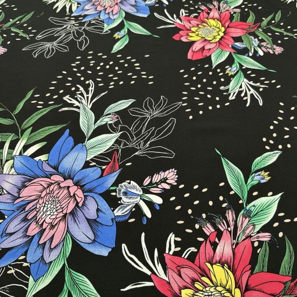 Tecido Viscose Estampada Flores Coloridas Fundo Preto • Luema Tecidos