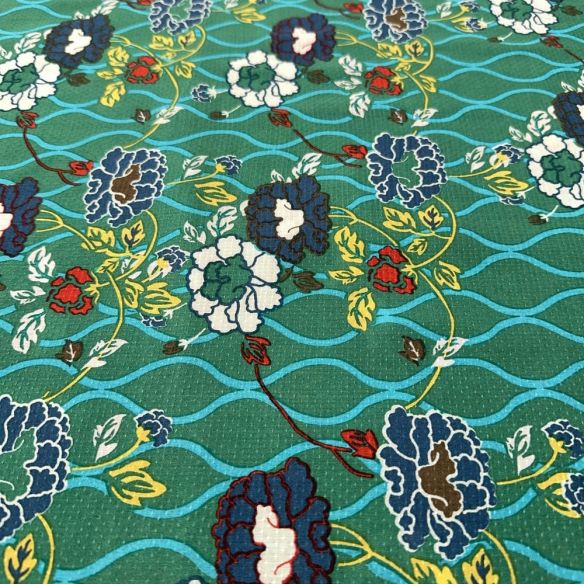 Tecido Viscose Estampada Corrente Flores Fundo Verde • Luema Tecidos